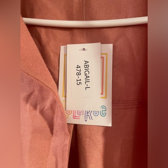 LulaRoe “Abigail” Shacket Button Up Top - Picture 5 of 12